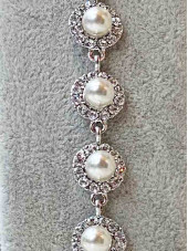 Halo Crystal Bracelet - Pearl / Silver